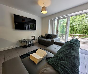 Room 1 Available, Riverside En Suite, 11 Bedroom House, Willowbank Mews – Student Accommodation Coventry - Photo 5