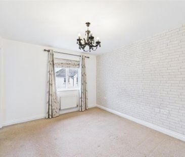 3 bedroom end of terrace house to rent - Photo 5