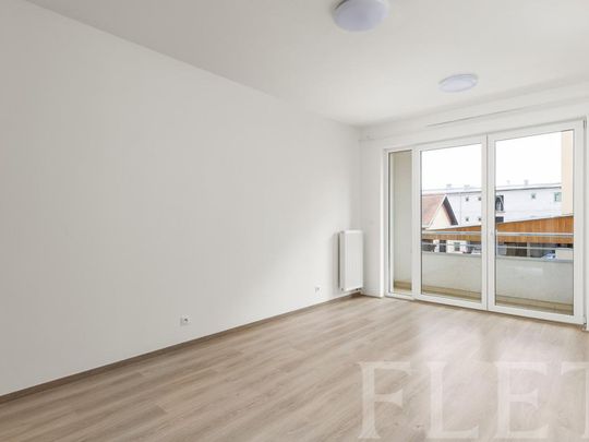 Pronájem bytu 1+kk 30 m2 - Fotografie 1