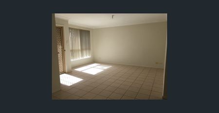 Spacious 3 bedroom home in Tranquil Kings Point - Photo 2