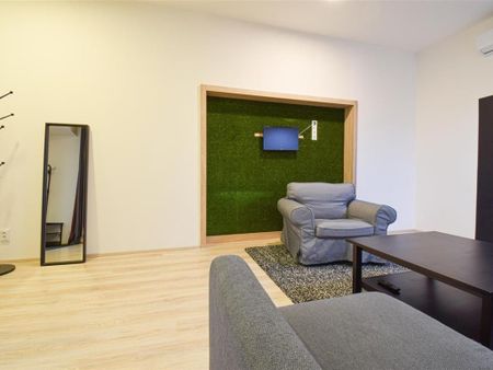 Pronájem bytu 2+kk 55 m2 - Fotografie 5