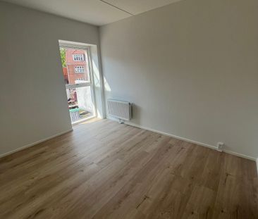 Ny lejlighed med egen altan - Photo 1