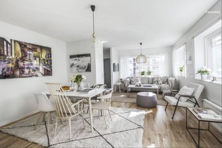 Hjärtstensvägen, Kungsängen - Photo 2