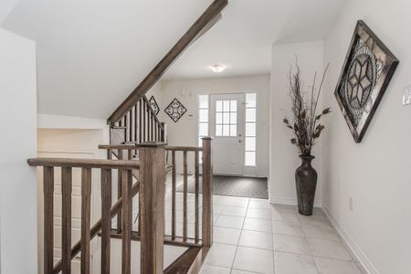 For Lease - 23 Compass Trail, Cambridge, Ontario - Photo 2