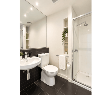 Furnished & Light-Filled Studio in Prime North Melbourne Location - Photo 6
