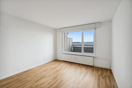 1ER LOYER OFFERT - Grand 5.5 pièces lumineux avec terrasse et vue - Photo 4