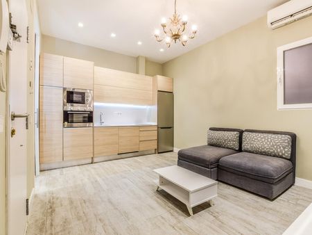 Calle de la Sombrerería - Photo 2