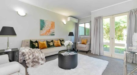 Three bedrooms in Great School Zones - Photo 3