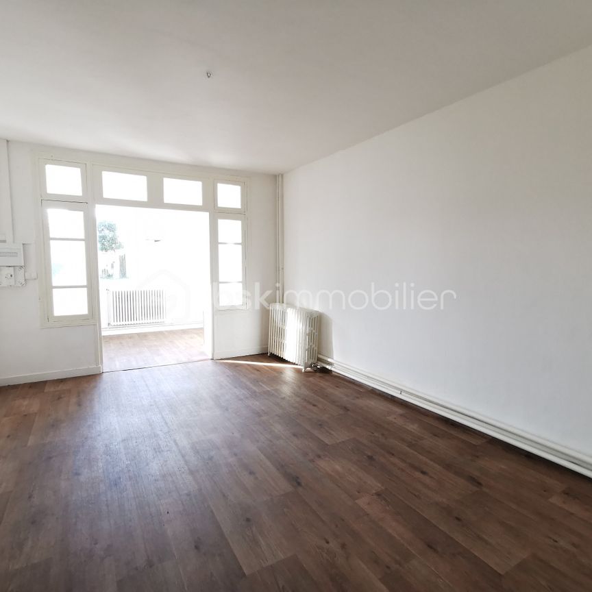 Appartement de 95,65 m² à Chatellerault - Photo 1