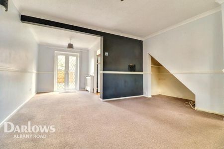 3 bedroom end of terrace house to rent - Photo 3
