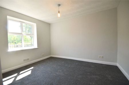 Burnage Lane, Burnage, Manchester, M19 1RS - Photo 3