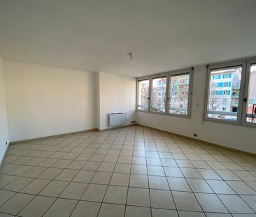 Location Appartement 3 pièces 62m² - Photo 6