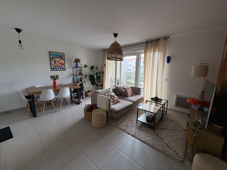 Appartement à louer à Marseille 3 pièce(s) 60 m2 avec terrasse et parking, - Photo 4