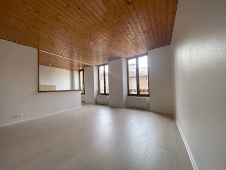 Location Appartement 3 pièces 52m² BRIOUDE 43100 - Photo 3