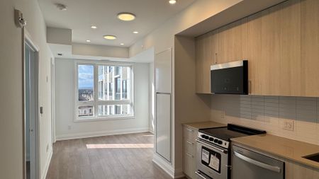 For Lease - 3250 Carding Mill Trail Unit# 406, Oakville, Ontario - Photo 4