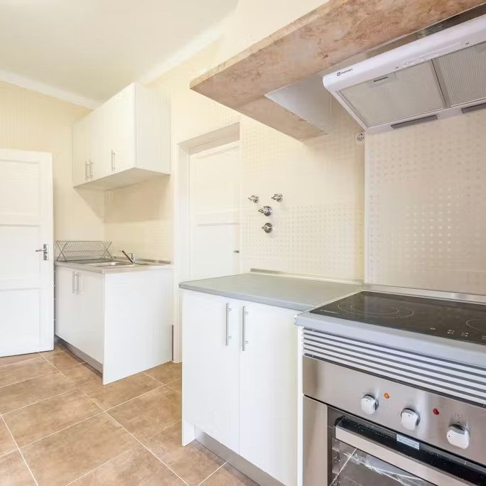 Alameda das Linhas de Torres, Lisbon, Lisbon 1750-140 - Photo 1