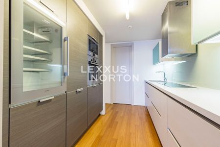 Apartment for rent, 4+kk - 3 bedrooms, 135m - Photo 5