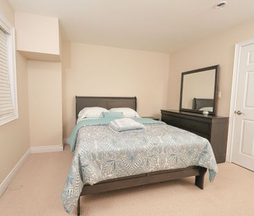 For Lease - 705 Jackpine Way, London North, Ontario - Photo 1