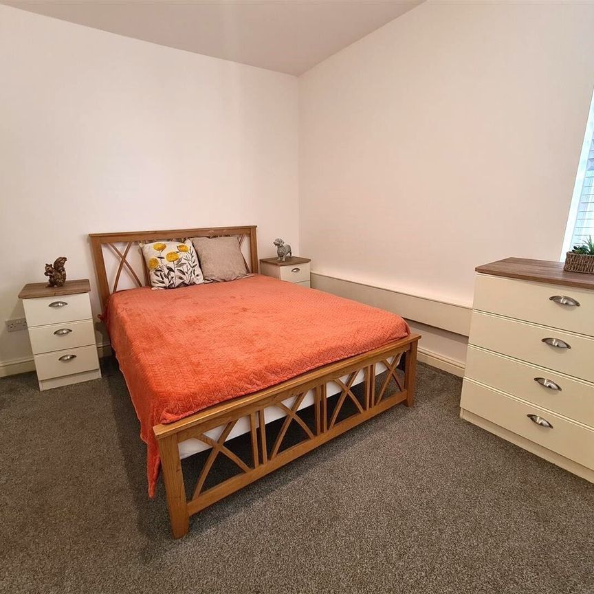 Market Street, Wisbech - Photo 1