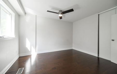 For Lease - 2700 Battleford Road Unit# 24, Mississauga, Ontario - Photo 4