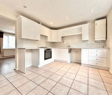 3 bedroom house to rent Waltham Drive, Elstow, Bedford, Bedfordshir... - Photo 1