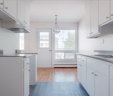 Le Fontainebleau Apartments - 1 Bedroom - Photo 2