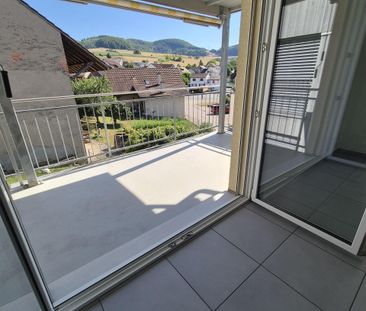 Ankommen, aufatmen, Weitblick geniessen - moderne 3.5 Zimmer Wohnung - Photo 4