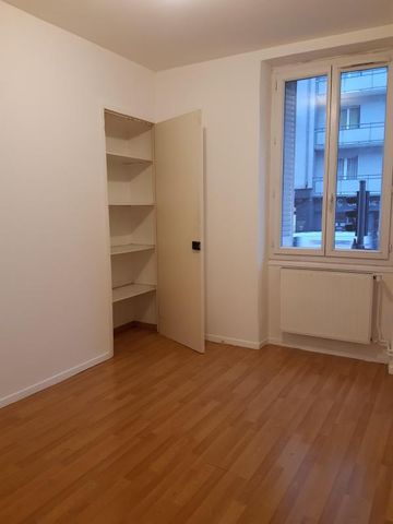 TYPE 2 23 RUE DES CHARMILLES - Photo 2