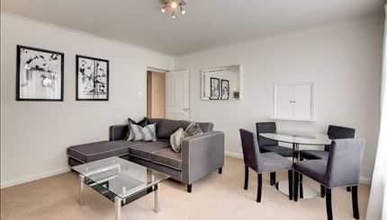 Fulham Road, Chelsea - Photo 1