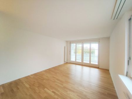 Grosszügige Wohnung mit sonnigem Balkon - Foto 3