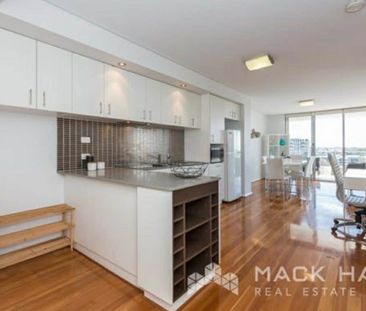 West Perth - Photo 5