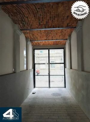 Kawalerka z antresolą: Łódź-Centrum - Photo 1