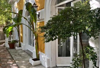 Villa-Parioli: Beautiful independent house with large private garden and terraces. Spacious living, formal dining, study-music room, sun room, 5 bedrooms, 4 bathrooms, parking. rif 163