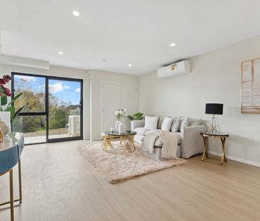 Mangere, 4 bedrooms - Photo 2