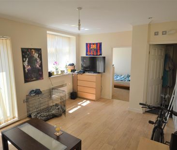 Western Road - Photo 1