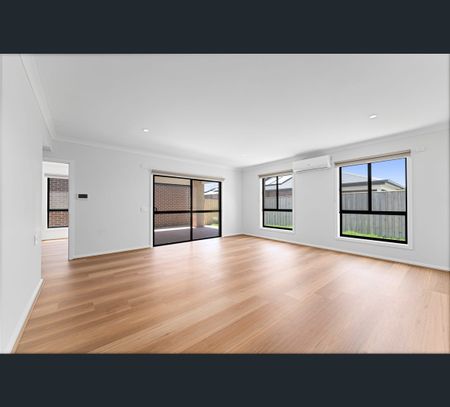 27 Corinth Street, Manor Lakes, Vic 3024 - Photo 3