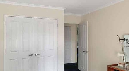 LEVIN- 4 BEDROOM - Photo 4