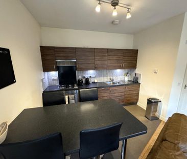 2 bedroom flat to rent - Photo 6