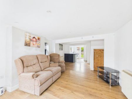 2 bedroom terraced house to rent - Photo 5