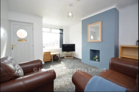 2 Bedroom Properties in Hyde Park - Photo 3