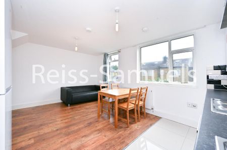 4 bedroom maisonette to rent - Photo 2