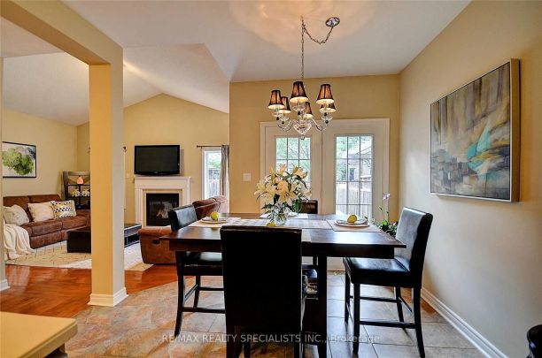 Detached Home For Lease | W9033084 - Photo 1