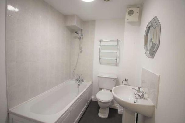 Church Street, Kidderminster, DY10 - Photo 1