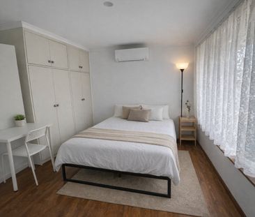 Sunshine West - Photo 1