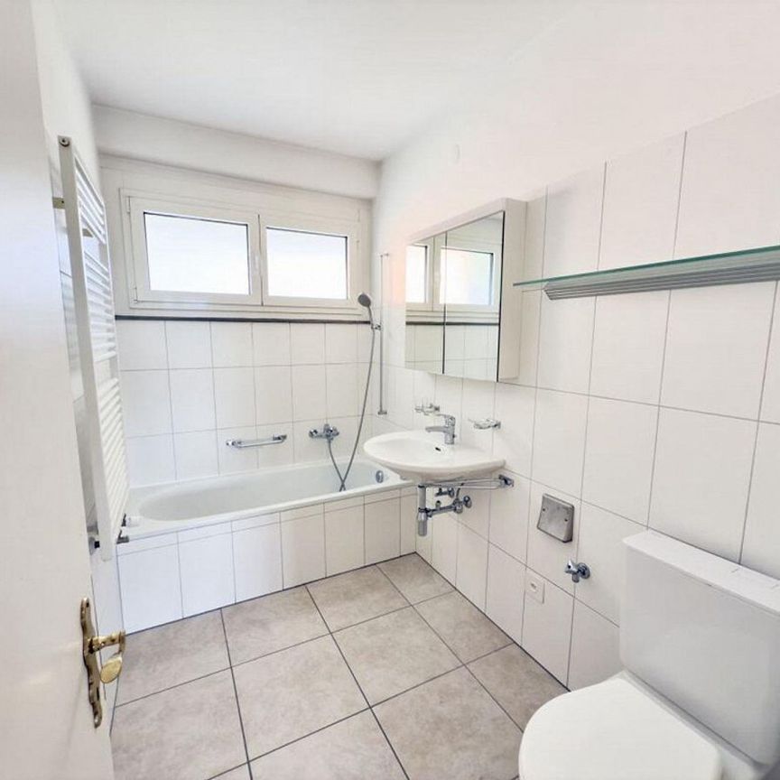 Grosse 4.5-Zimmer-Wohnung zur Miete - Via San Jorio, Locarno | Ampio appartamento 4.5 locali in affitto - Via San Jorio, Locarno - Foto 1