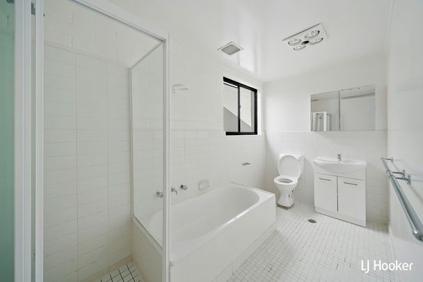 11 Dodgshun Court, Belconnen ACT - Photo 1