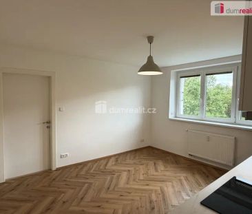 Pronájem bytu 2+kk - 41 m - Fotografie 3