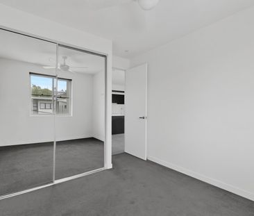 Modern Two Bedroom Apartment with AirCon - Photo 5