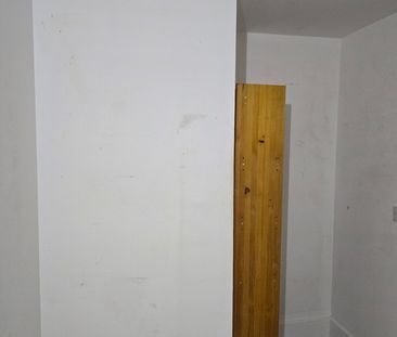Room in a Shared Flat, Perry Hill, SE6 - Photo 2
