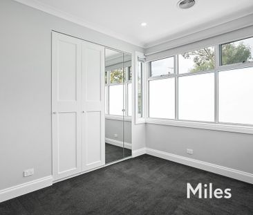 2/2 Ford Street, Ivanhoe - Photo 2